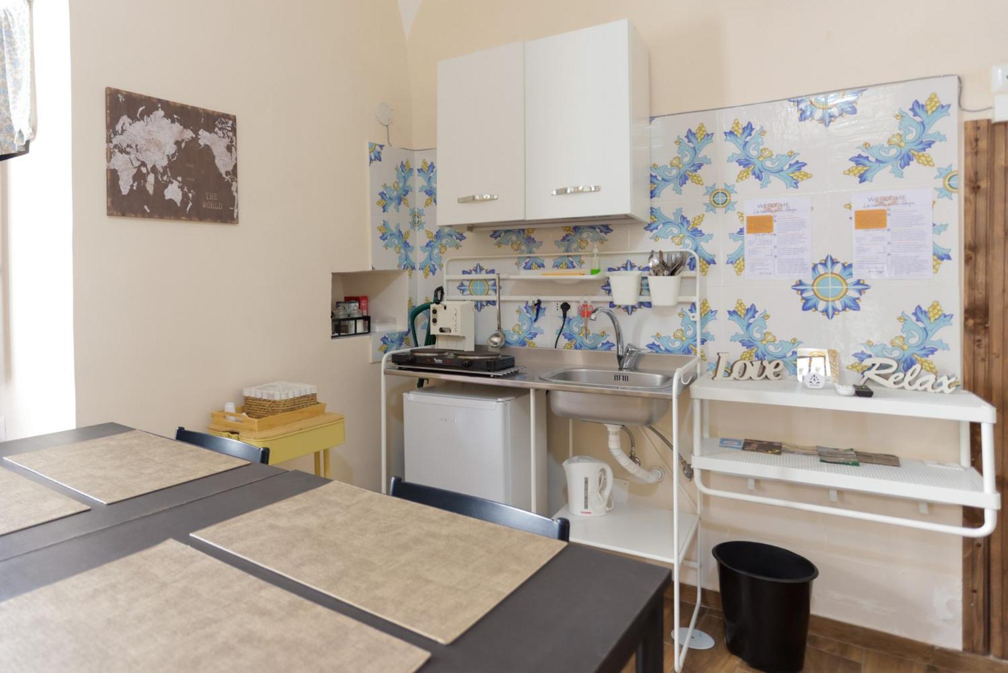 La Casetta Sulle Rampe Napoli Bagian luar foto